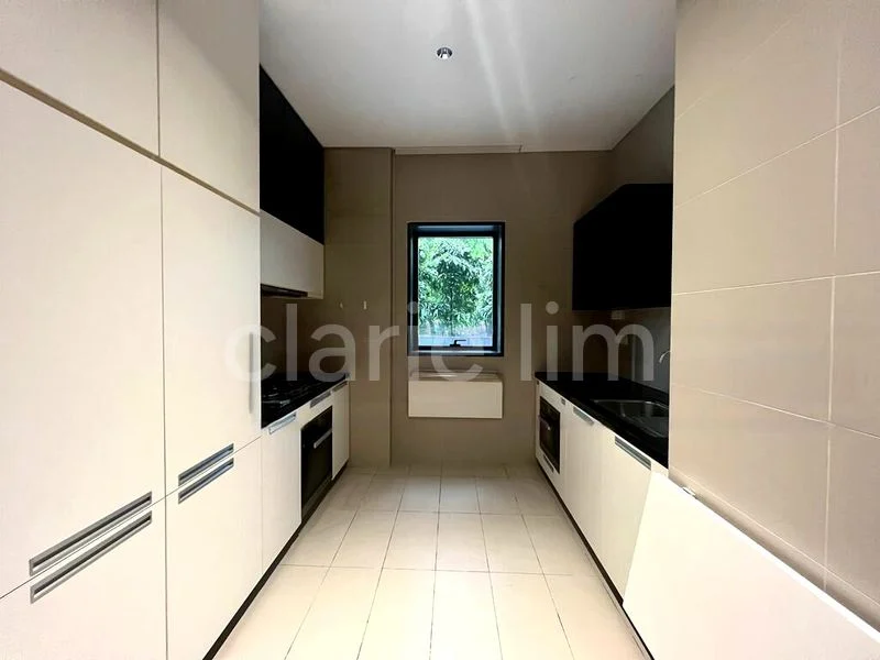 4 Bed Condo for Rent in  3 Orchard By-The-Park - Image 3