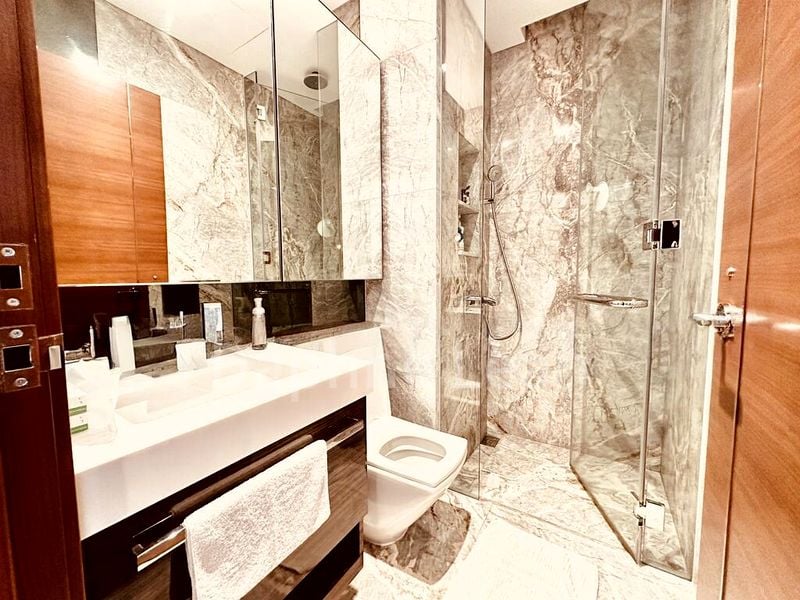 4 Bed Condo for Rent in  The Orchard Residences - Image 10