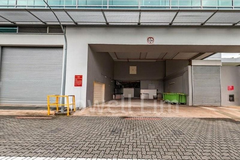 Light Industrial (B1) for Rent: The Siemens Centre - Image 2