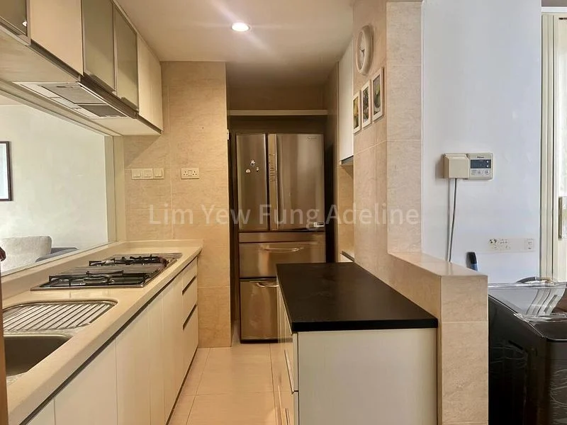 3 Bed Condo for Rent in  The Lakeshore - Image 4