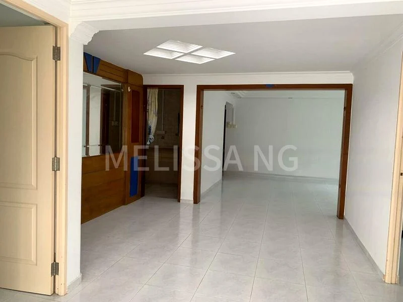 5 Room (5I) HDB for Rent in  532 Jurong West Street 52 - Image 5