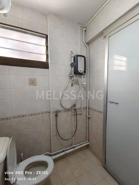 5 Room (5I) HDB for Rent in  532 Jurong West Street 52 - Image 12