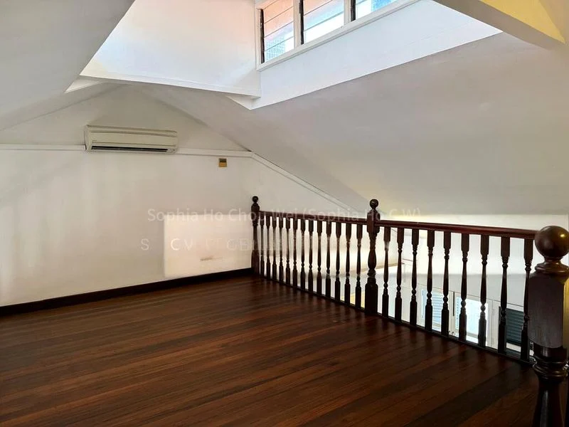 Shop / Shophouse for Rent: Executive Look❤️Charming, Bright & Regular Layout☘️Near Chinatown MRT - Image 9