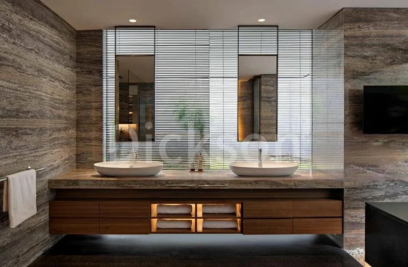 8 Bed Bungalow (Landed) for Sale in Ion Orchard - Image 1