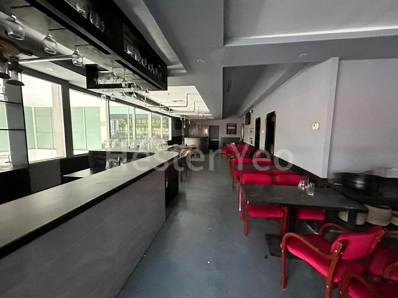 Other Retail for Rent: Roxy Square - Image 2