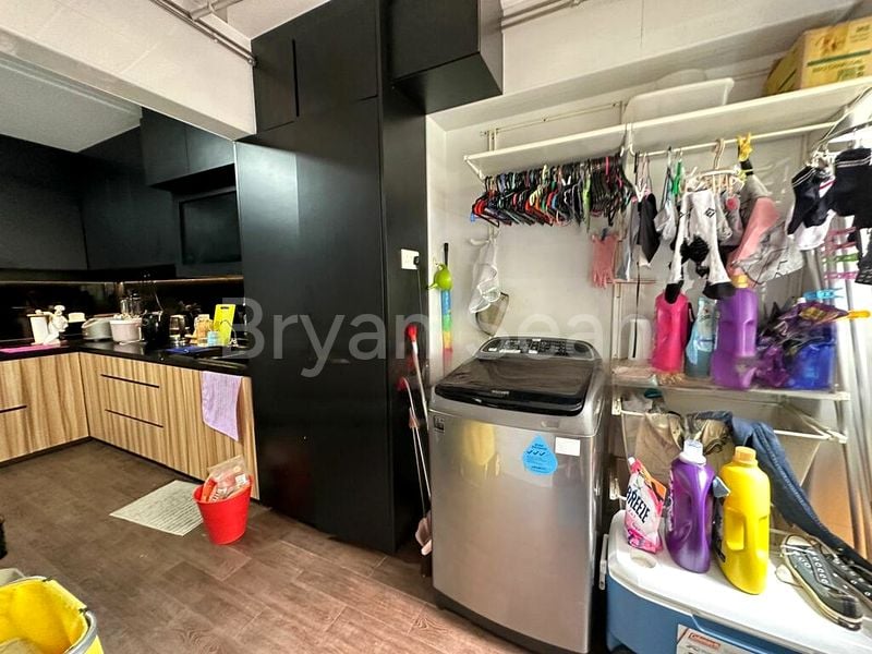 Common Room (HDB) for Rent in  915 Hougang Street 91 - Image 8