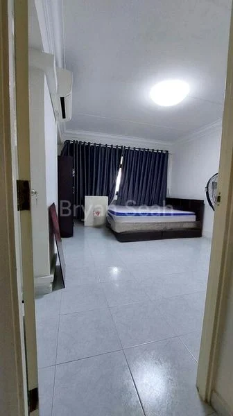 Common Room (HDB) for Rent in  915 Hougang Street 91 - Image 7