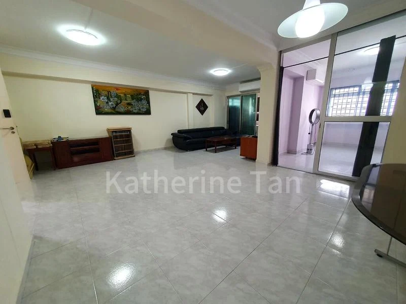 Executive HDB for Sale in  842 Jurong West Street 81 - Image 2