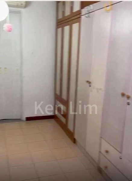 Common Room (HDB) for Rent in  547 Jurong West Street 42 - Image 1