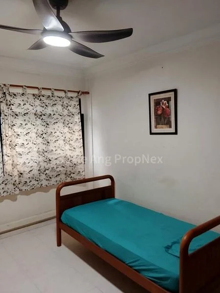Common Room (HDB) for Rent in 699 Hougang Street 52 - Image 4