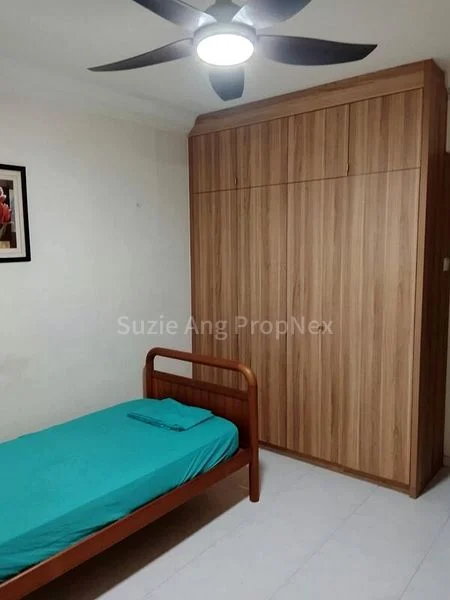 Common Room (HDB) for Rent in 699 Hougang Street 52 - Image 3