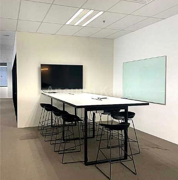 Light Industrial (B1) for Rent in  Edward Boustead Centre - Image 9