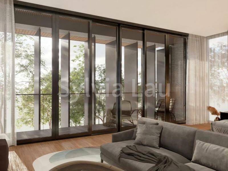 7 Bed Semi-Detached House (Landed) for Sale in  Bournemouth Eight - Image 4