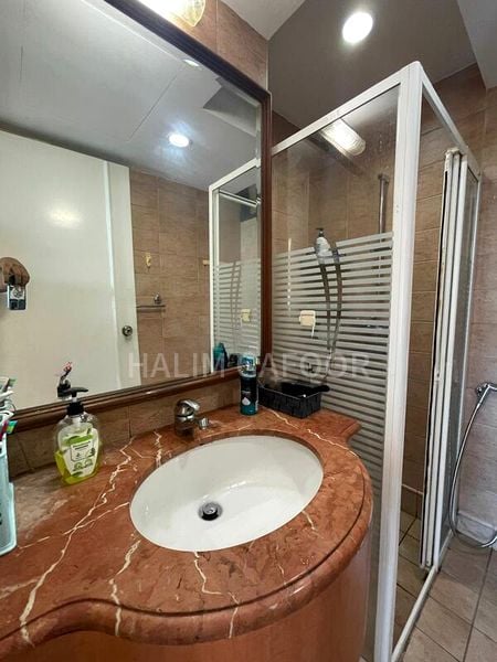 3 Bed Condo for Rent in Regent Grove - Image 7