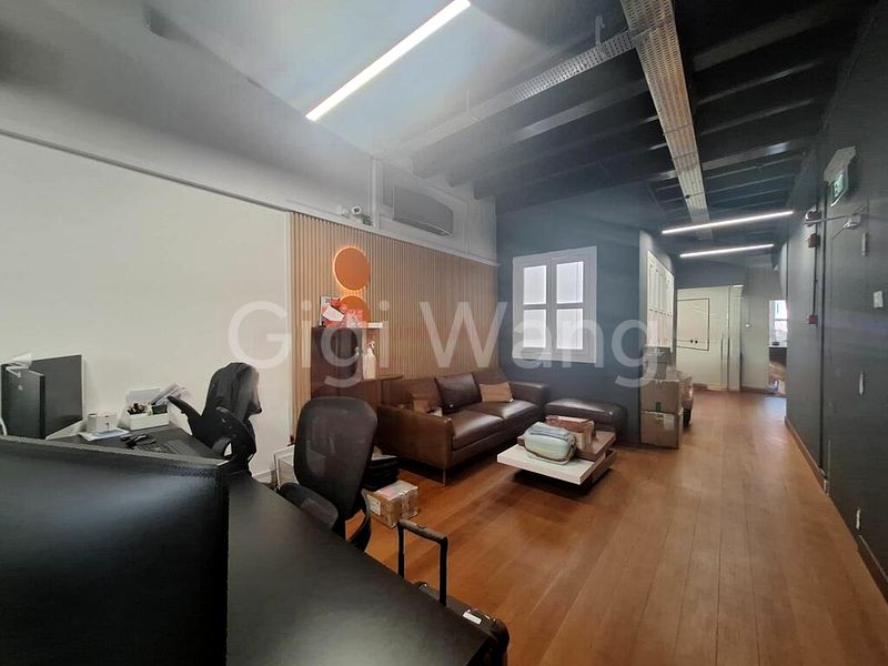 Shop / Shophouse for Rent: Refurbished Shophouse | Duxton Road - Image 4