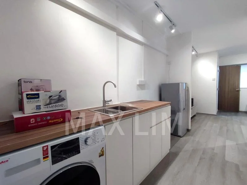 3 Room (3I) HDB for Rent in  844 Sims Avenue - Image 1