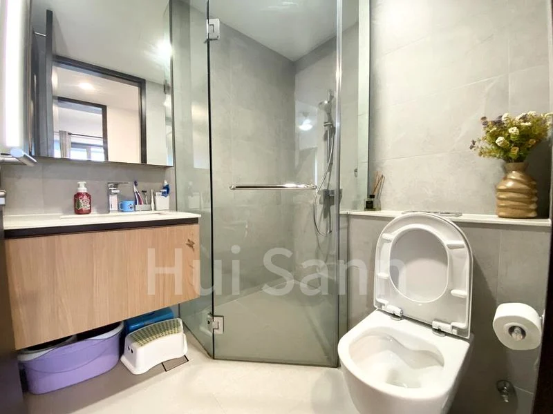 2 Bed Condo for Rent in  JadeScape - Image 7