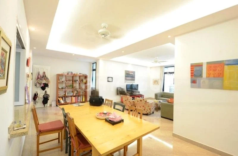 4 Bed Condo for Rent in  Spring Grove - Image 8