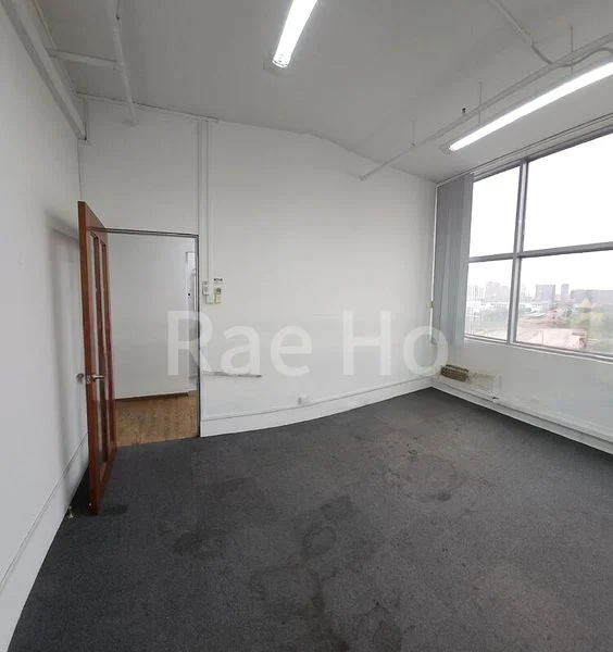 Light Industrial (B1) for Rent: Wcega Tower - Image 16