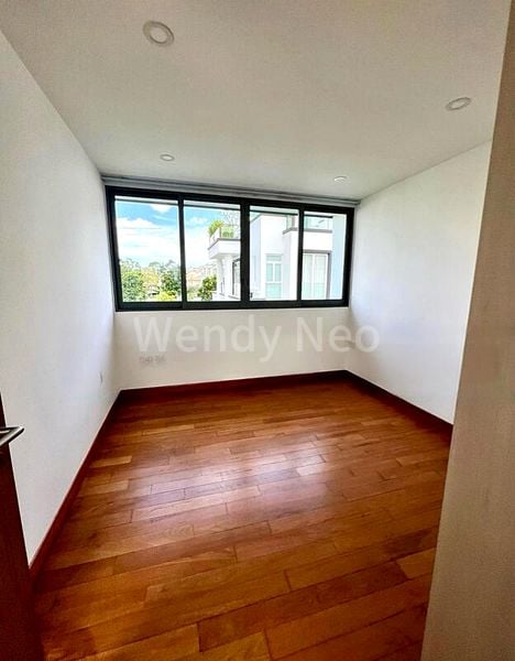 5 Bed Cluster House (Landed) for Rent in  Greenwood Mews - Image 10