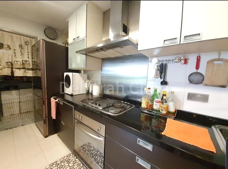 3 Bed Apartment (Condo) for Rent in  The Linear - Image 6