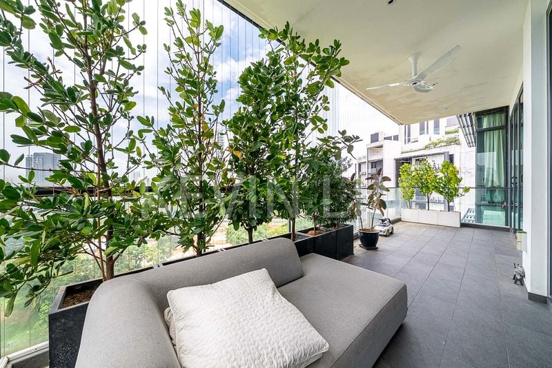 4 Bed Apartment (Condo) for Sale in The Centrio - Image 5