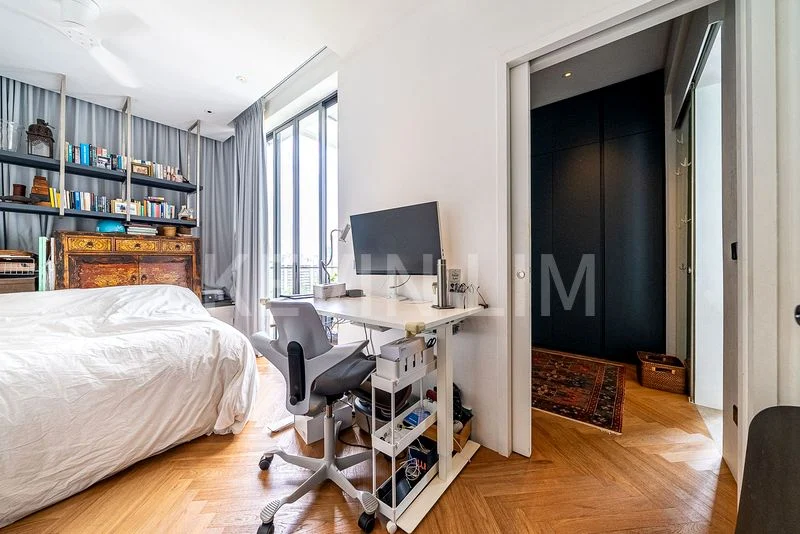 4 Bed Apartment (Condo) for Sale in The Centrio - Image 9