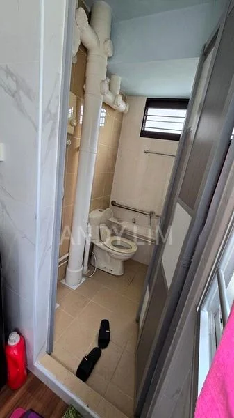 Common Room (HDB) for Rent in  71 Bedok South Road - Image 3