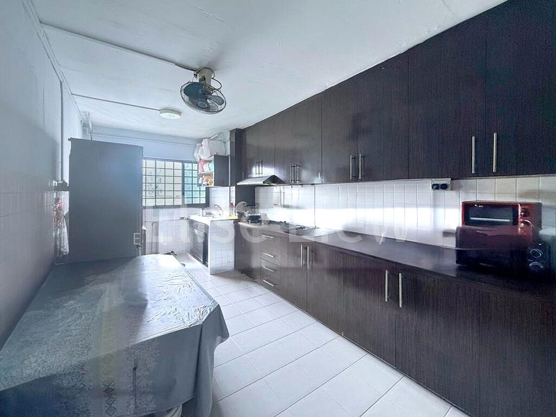 4 Room (4A) HDB for Sale in  113 Bukit Purmei Road - Image 10