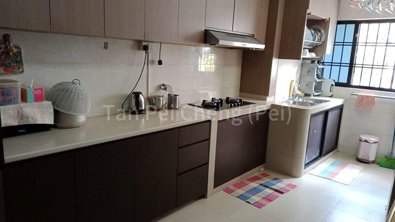 Common Room (HDB) for Rent in  251 Jurong East Street 24 - Image 4
