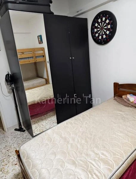 Common Room (HDB) for Rent in  523 Ang Mo Kio Avenue 5 - Image 1