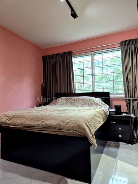 5 Room (5I) HDB for Rent in  124 Pasir Ris Street 11 - Image 6