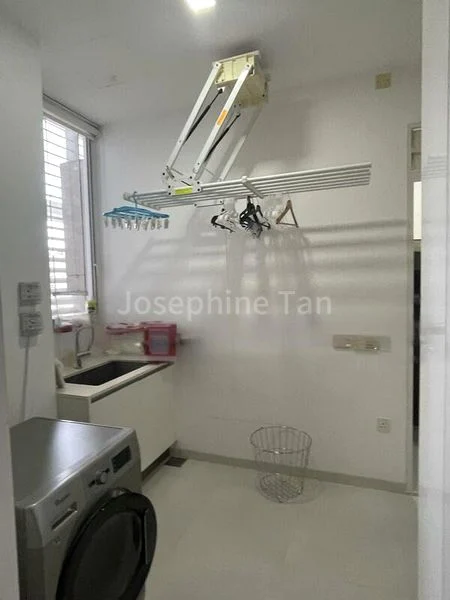 4 Bed Condo for Rent in  Le Nouvel Ardmore - Image 11