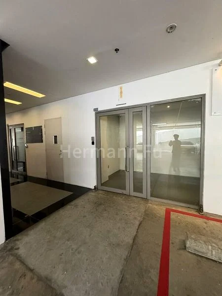 Light Industrial (B1) for Sale: One Pemimpin - Image 10