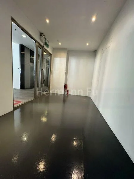 Light Industrial (B1) for Sale: One Pemimpin - Image 9