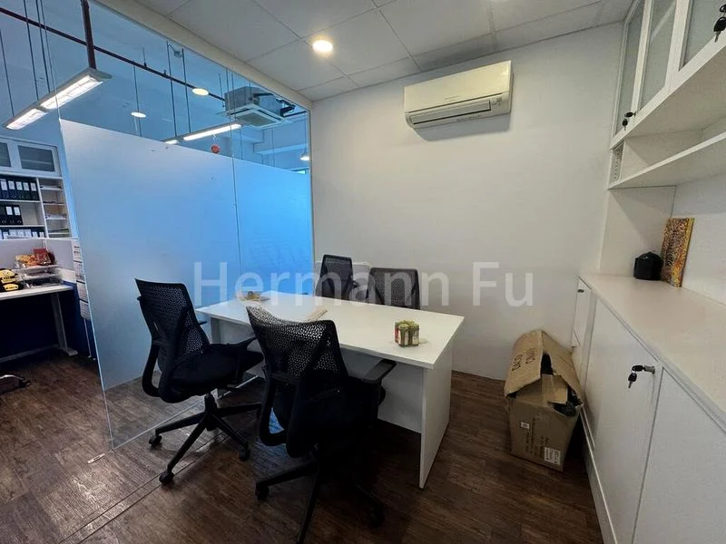 Light Industrial (B1) for Sale: One Pemimpin - Image 4