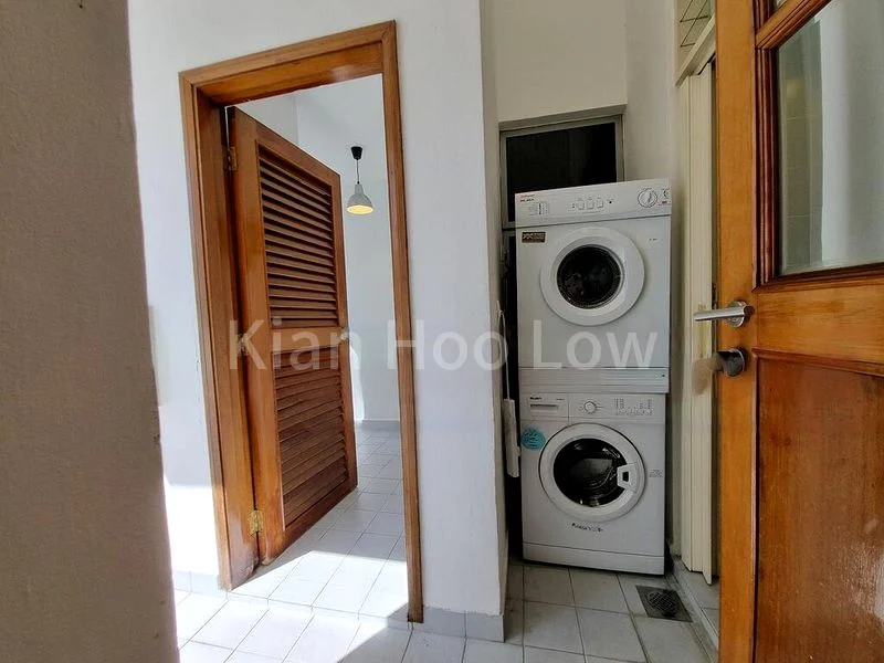 3 Bed Condo for Sale in  The Bayshore - Image 6