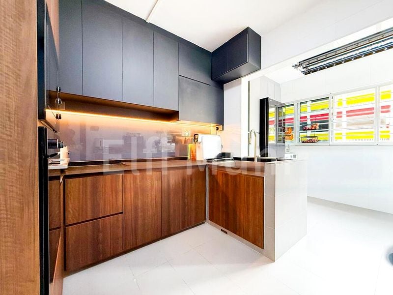 5 Room (5I) HDB for Sale in 304 Canberra Road - Image 9