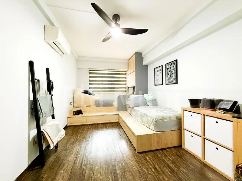 5 Room (5I) HDB for Sale in 304 Canberra Road - Image 4