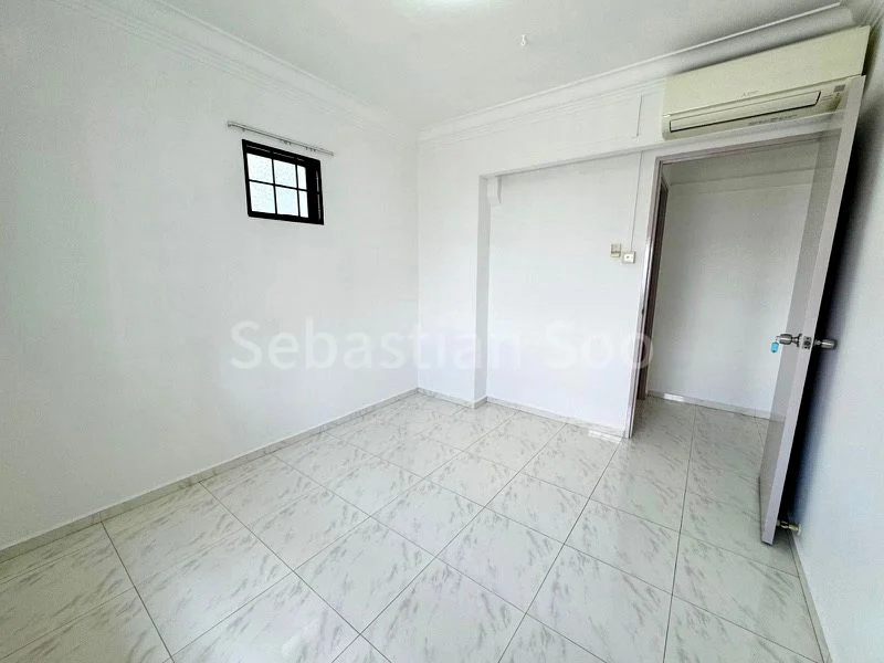 4 Room (4A) HDB for Sale in  288A Jurong East Street 21 - Image 5