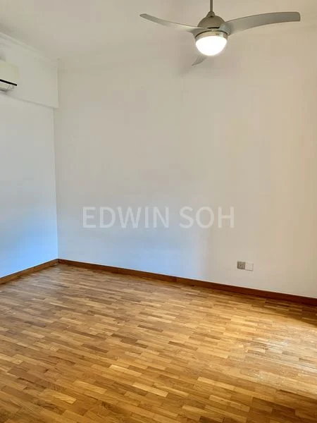 3 Bed Condo for Rent in  The Park Vale - Image 10