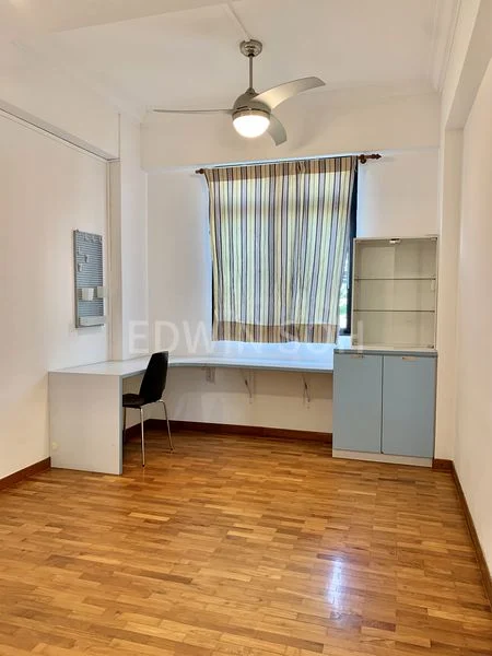 3 Bed Condo for Rent in The Park Vale - Image 10