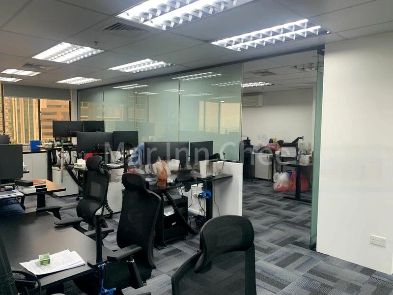 Office for Sale: International Plaza - Image 3