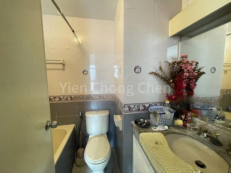 4 Bed Condo for Rent in  Emerald Park - Image 3