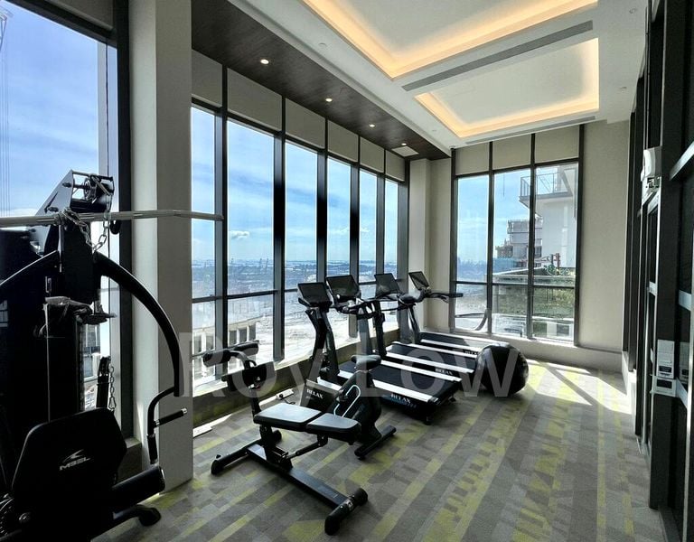 2 Bed Condo for Rent in  Newport Residences / Newport Tower - Image 2