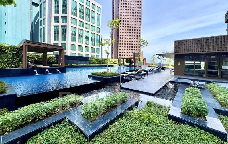 2 Bed Condo for Rent in  Newport Residences / Newport Tower - Image 6