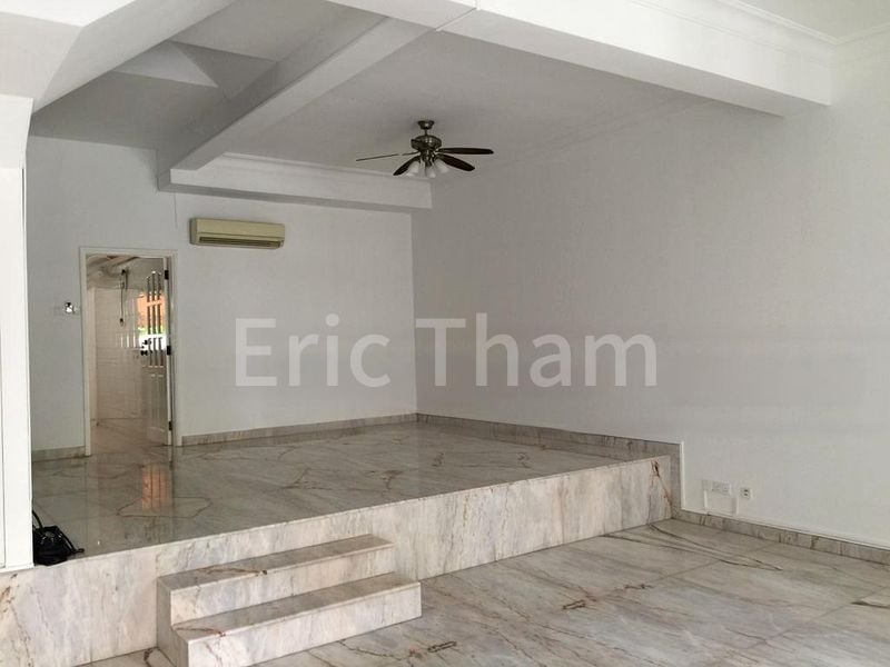 4 Bed Terraced House (Landed) for Rent in  King's Lodge - Image 14