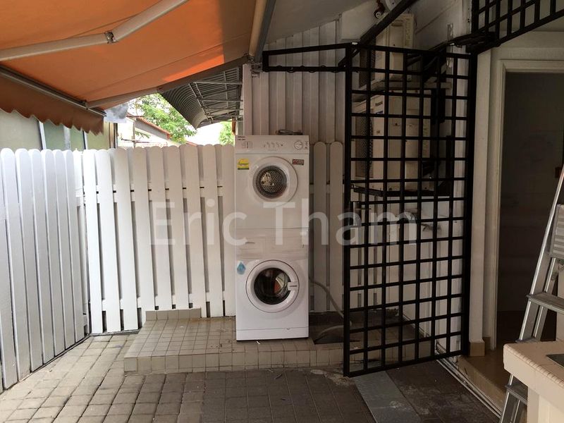 4 Bed Terraced House (Landed) for Rent in  King's Lodge - Image 11