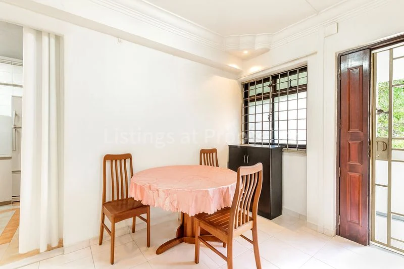 4 Room (4A) HDB for Sale in 953 Hougang Avenue 9 - Image 3