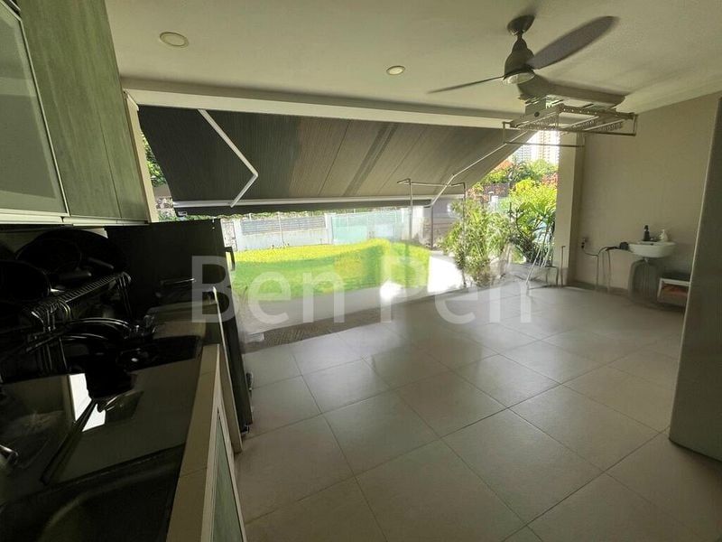5 Bed Terraced House (Landed) for Sale in Parc Greenwich - Image 2
